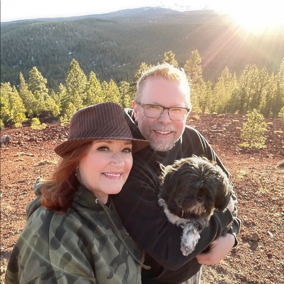 𝕎𝕖𝕝𝕔𝕠𝕞𝕖 𝕥𝕠 𝕞𝕪 𝕔𝕝𝕠𝕤𝕖𝕥! - Picture 5 of 7